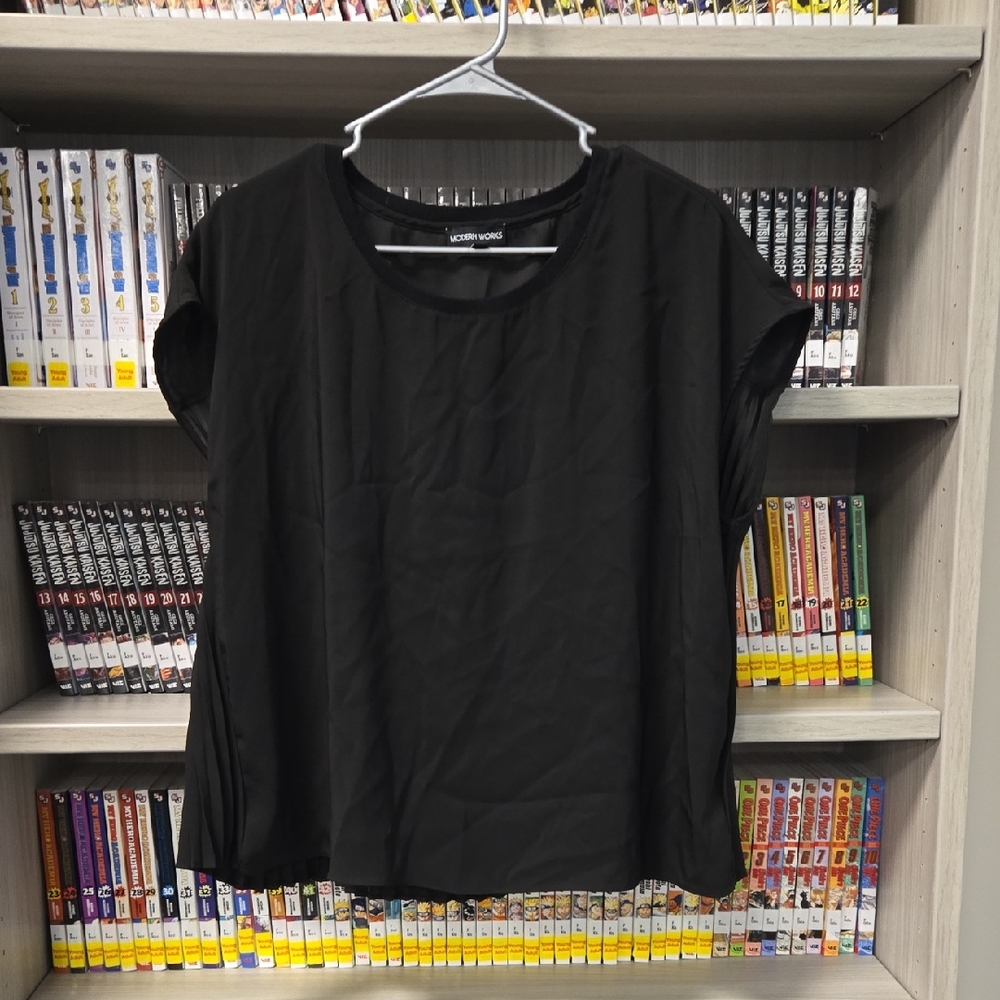 Modern Works Silky Pleated Top